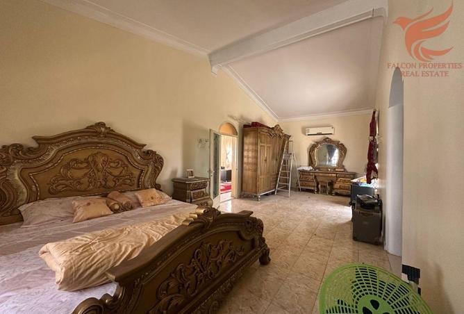 16097000 - Property Image 2