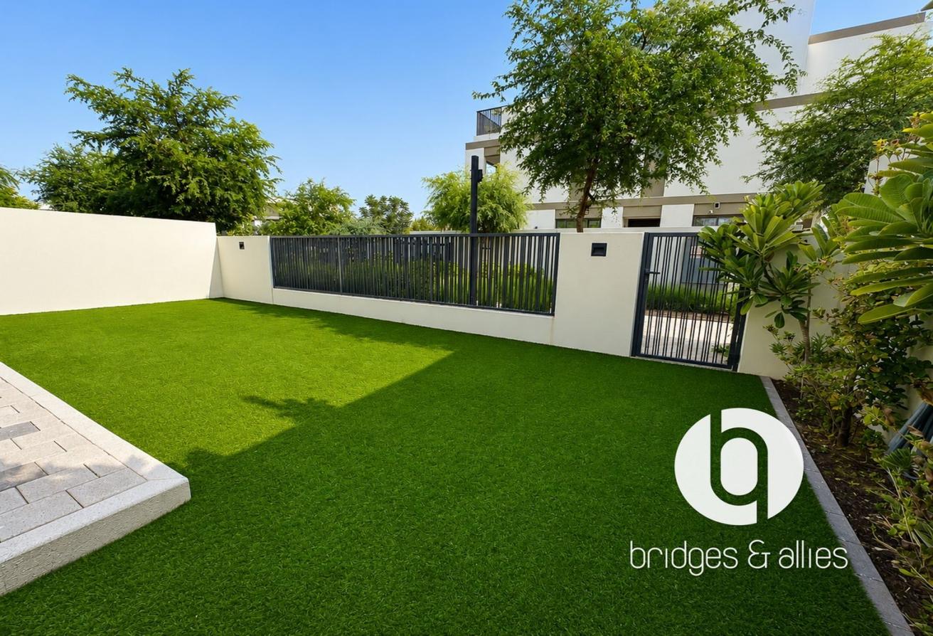 PREMIUM 5 BR VILLA | ON GREEN BELT | VACANT SOON photo 15