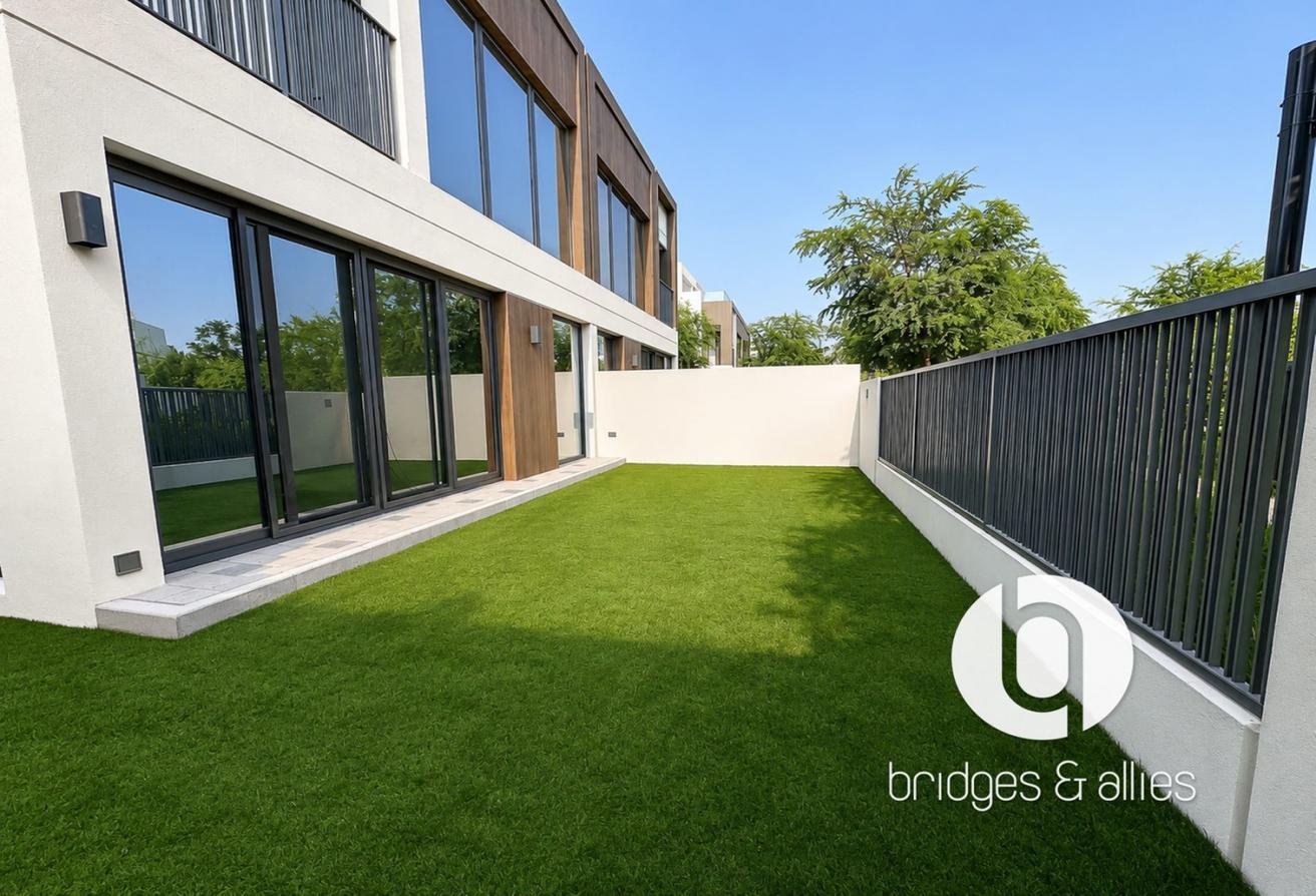 PREMIUM 5 BR VILLA | ON GREEN BELT | VACANT SOON photo 17