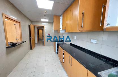 Apartment - 3 Bedrooms - 3 Bathrooms for rent in Julphar Residential Tower - Julphar Towers - Al Nakheel - Ras Al Khaimah