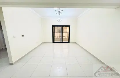 Apartment - 1 Bedroom - 2 Bathrooms for rent in Muwaileh 3 Building - Muwaileh - Sharjah