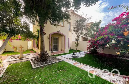 فيلا - 2 غرف نوم - 3 حمامات للايجار في الينابيع 6 - الينابيع - دبي