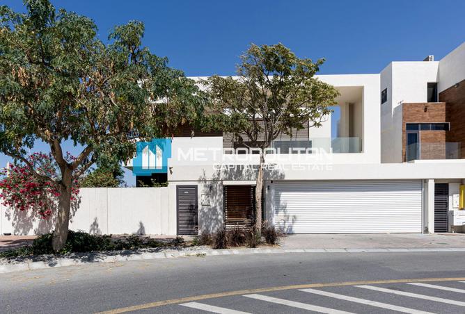 74251579 - Property Main Image