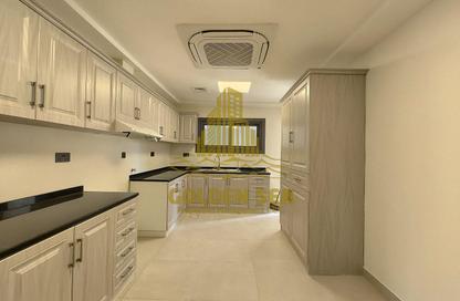 Villa - 6 Bedrooms - 7 Bathrooms for rent in Al Bateen Park - Al Khaleej Al Arabi Street - Al Bateen - Abu Dhabi Villa - 6 Bedrooms - 7 Bathrooms for rent in Al Bateen Park - Al Khaleej Al Arabi Street - Al Bateen - Abu Dhabi