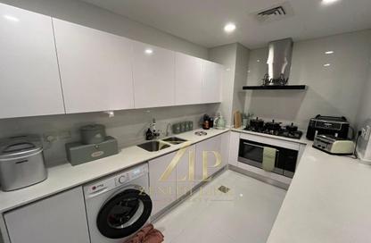 Villa - 4 - 5 for sale in Bloomingdale - Dubai Sports City - Dubai Villa - 4 - 5 for sale in Bloomingdale - Dubai Sports City - Dubai