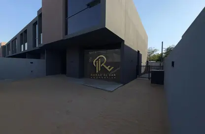 Townhouse - 4 Bedrooms - 5 Bathrooms for rent in Robinia - Masaar - Tilal City - Sharjah