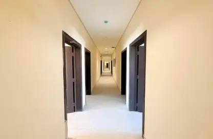 مكتب - استوديو - 1 حمام للايجار في مصفح - أبوظبي