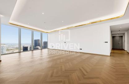 Apartment - 4 Bedrooms - 6 Bathrooms for rent in Jumeirah Living Business Bay - Business Bay - Dubai