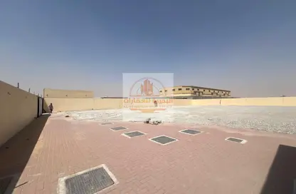 أرض - استوديو للايجار في الصجعة الصناعية - الصجعة - الشارقة