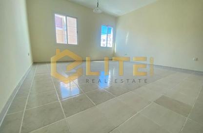 Apartment - Studio - 1 Bathroom for rent in Building Q04 - France Cluster - International City - Dubai