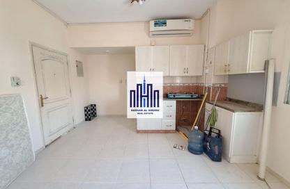 Apartment - Studio - 1 Bathroom for rent in Muwaileh - Sharjah