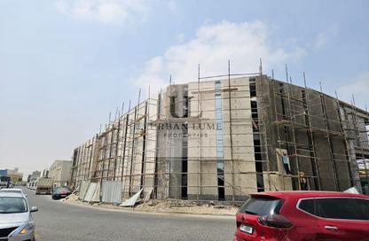 Warehouse - Studio - 1 Bathroom for rent in Ras Al Khor - Dubai