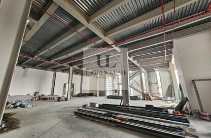Warehouse - Studio - 1 Bathroom for rent in Ras Al Khor - Dubai