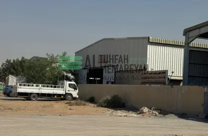 مستودع - استوديو - 3 حمامات للبيع في الصجعة الصناعية - الصجعة - الشارقة