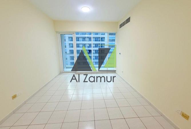 82786098 - Property Image 3