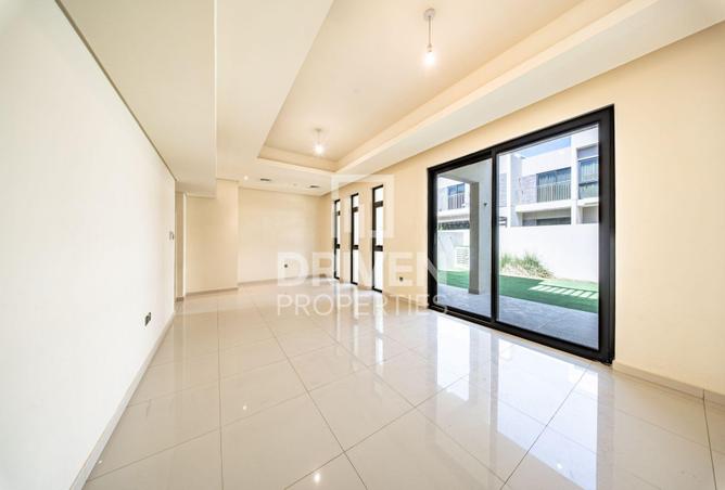 102003878 - Property Image 3