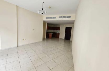Apartment - 2 Bedrooms - 2 Bathrooms for rent in Jawaher Building - Dubai Silicon Oasis - Dubai