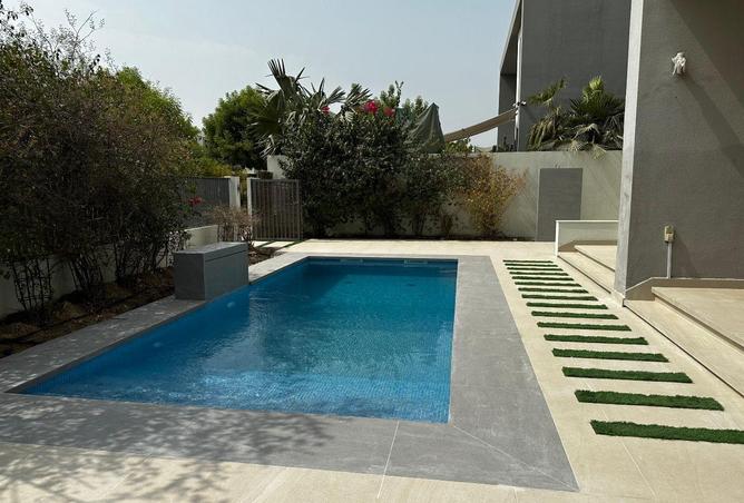 82390812 - Property Image 2