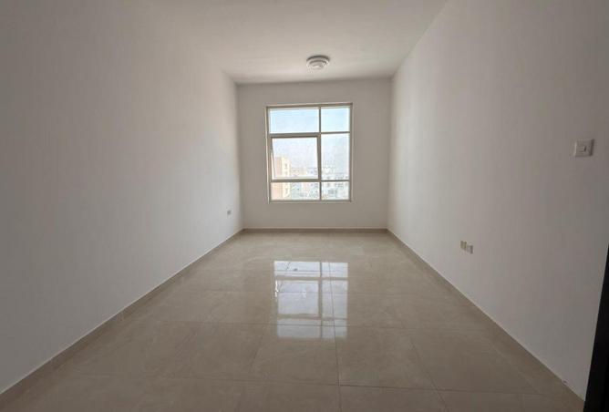 58193630 - Property Image 2