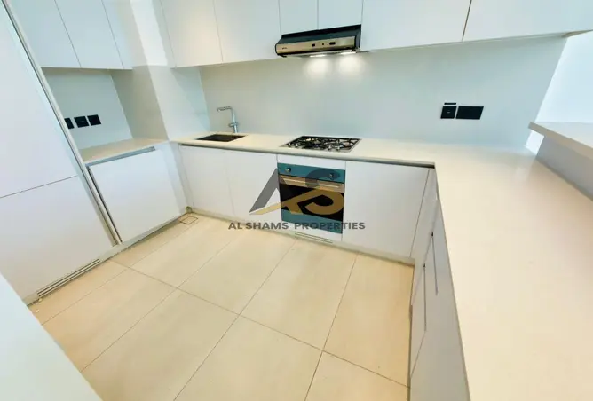 132502917 - Property Image 3