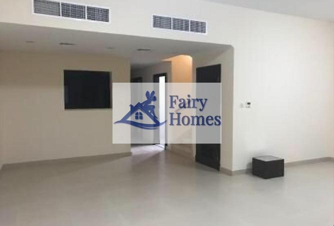 77787949 - Property Main Image