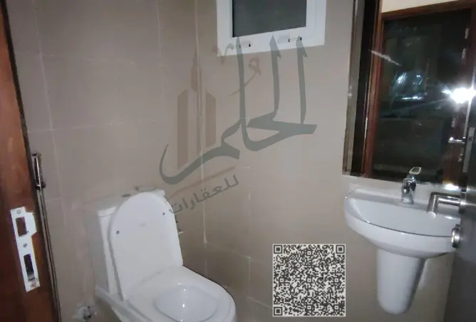 122002372 - Property Image 3