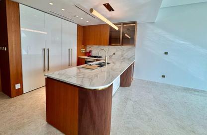 Apartment - 2 Bedrooms - 3 Bathrooms for sale in Ellington Beach House - Palm Jumeirah - Dubai