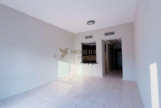 94005056 - Property Image 2