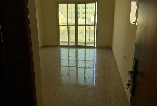 137010418 - Property Image 3
