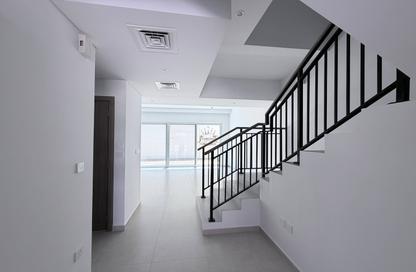 Townhouse - 4 - 4 for rent in Verona - Damac Hills 2 - Dubai