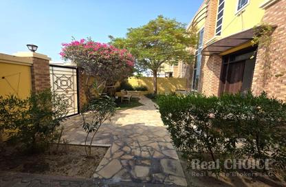 Villa - 5 Bedrooms - 6 Bathrooms for rent in Umm Suqeim 1 - Umm Suqeim - Dubai Villa - 5 Bedrooms - 6 Bathrooms for rent in Umm Suqeim 1 - Umm Suqeim - Dubai