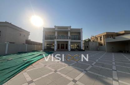 Villa - 6 Bedrooms - 7+ Bathrooms for rent in Al Barsha 2 - Al Barsha - Dubai