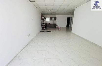Apartment - Studio - 1 Bathroom for rent in RAK Tower - Al Seer - Ras Al Khaimah