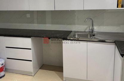 Apartment - 2 - 3 for sale in Dana Tower - District 12 - Jumeirah Village Circle - Dubai
