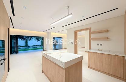 Villa - 5 - 6 for rent in Meadows 2 - Meadows - Dubai