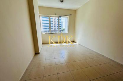 Apartment - 2 Bedrooms - 3 Bathrooms for rent in Olympic Park 2 - Olympic Park Towers - Dubai Sports City - Dubai