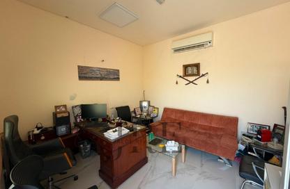 Warehouse - Studio - 1 Bathroom for rent in Al Sajaa Industrial - Al Sajaa - Sharjah