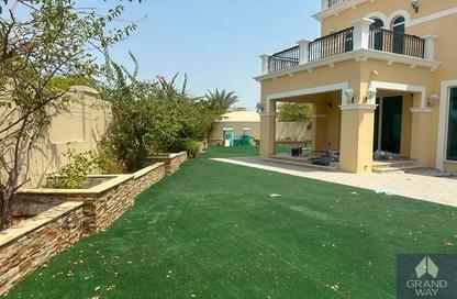 Villa - 4 - 5 for rent in Legacy Nova Villas - District 9 - Jumeirah Park - Dubai