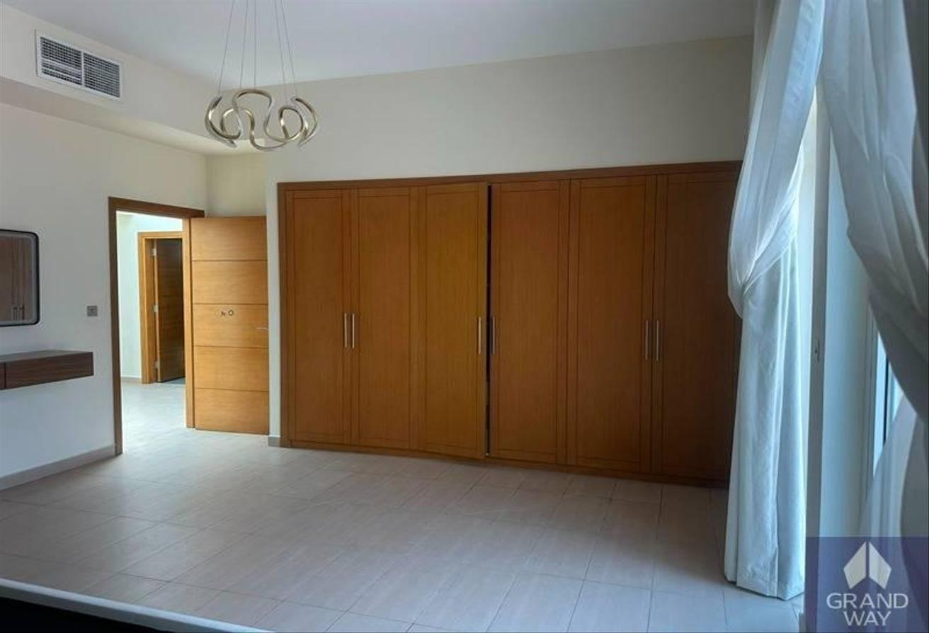 Standalone 4BR Villa | Big Garden | Family Living photo 16