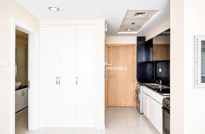 Apartment - Studio - 1 for rent in Park Central - Business Bay - Dubai