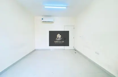 شقة - غرفة نوم - 1 حمام للايجار في بناية مويليح 3 - مويلح - الشارقة