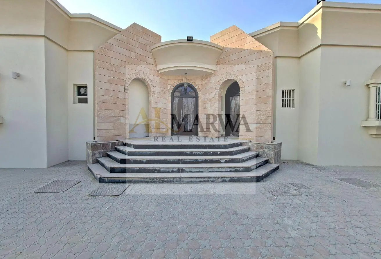 165076189 - Property Main Image