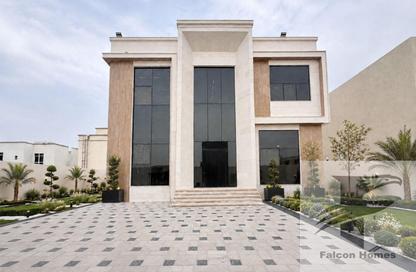 Villa - 4 Bedrooms - 5 Bathrooms for rent in Al Aweer 1 - Al Aweer - Dubai