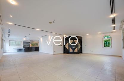 Villa - 5 Bedrooms - 6 Bathrooms for rent in Jumeirah Park Homes - Jumeirah Park - Dubai Villa - 5 Bedrooms - 6 Bathrooms for rent in Jumeirah Park Homes - Jumeirah Park - Dubai