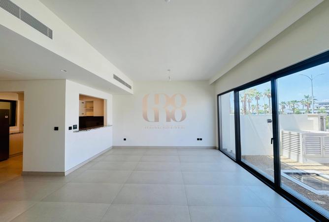104676822 - Property Image 3