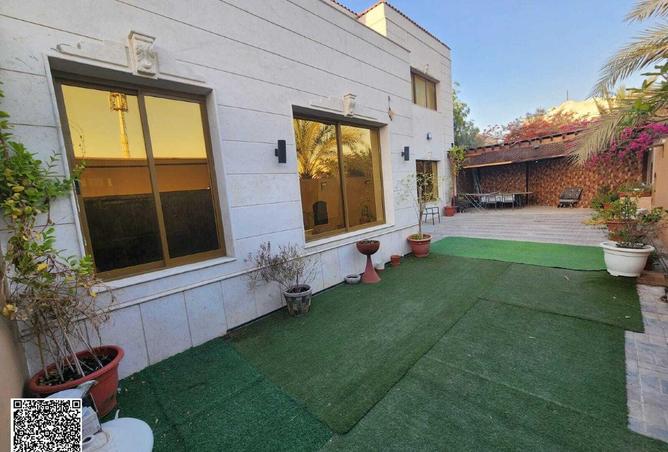 16132201 - Property Image 2