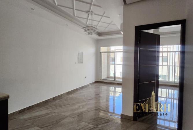 105551912 - Property Image 3