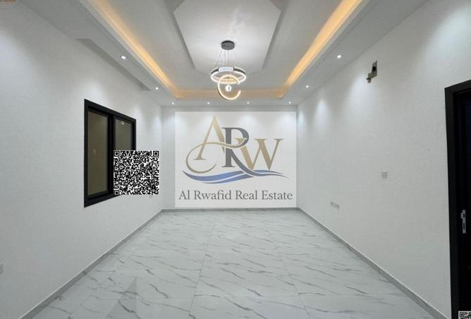 72724059 - Property Image 2