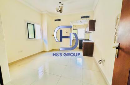 Apartment - Studio - 1 Bathroom for rent in Fire Station Road - Muwaileh - Sharjah