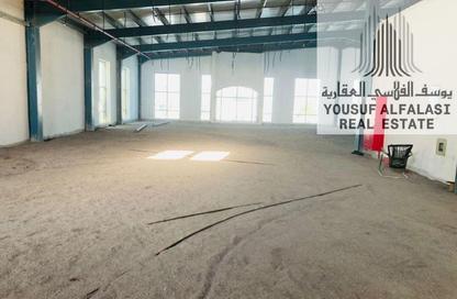 Show Room - Studio - 3 Bathrooms for rent in Umm Al Thuoob - Umm Al Quwain